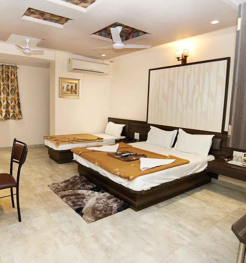 Hotel Sai Suraj Park Shirdi Exterior photo
