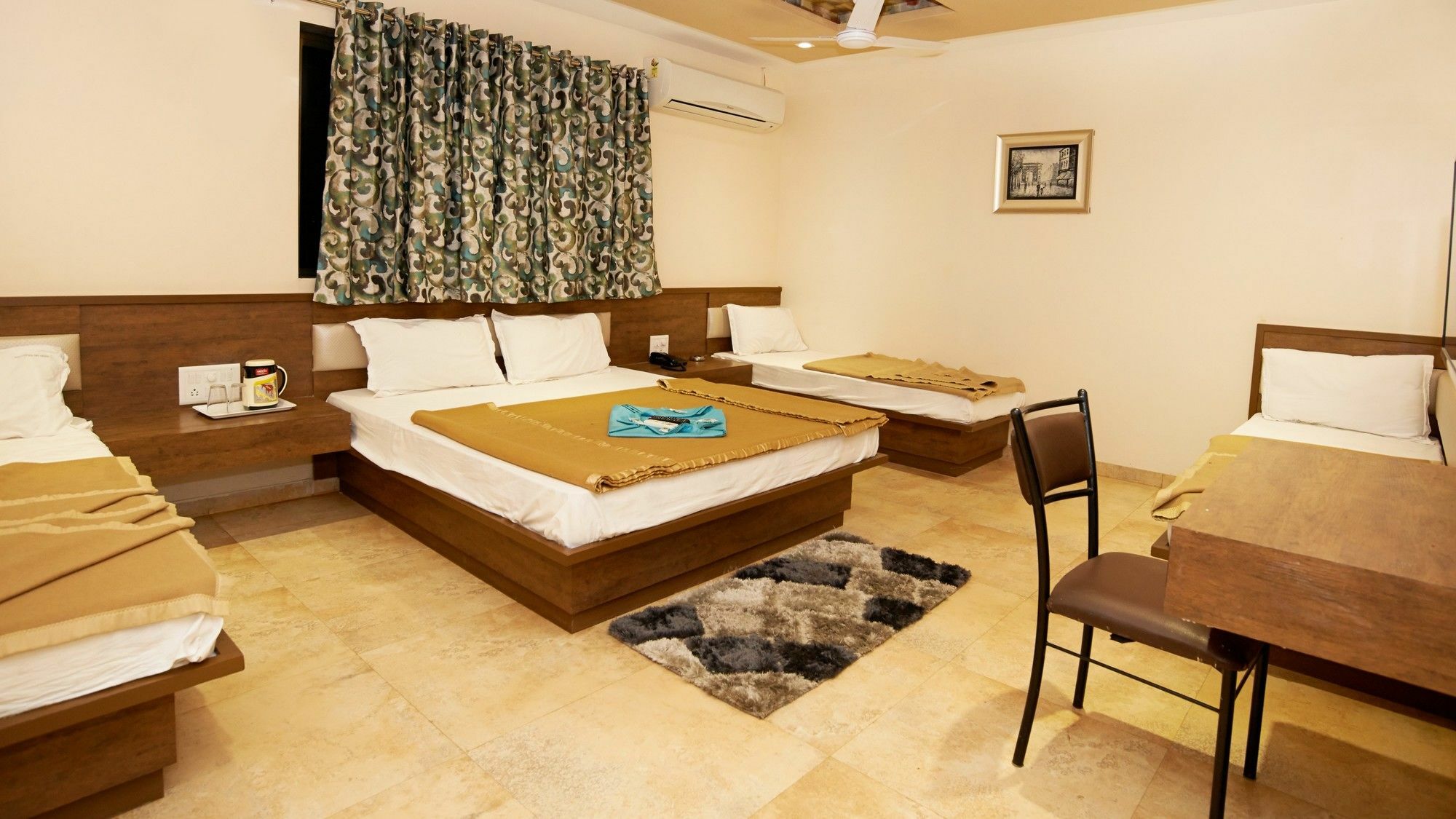 Hotel Sai Suraj Park Shirdi Exterior photo